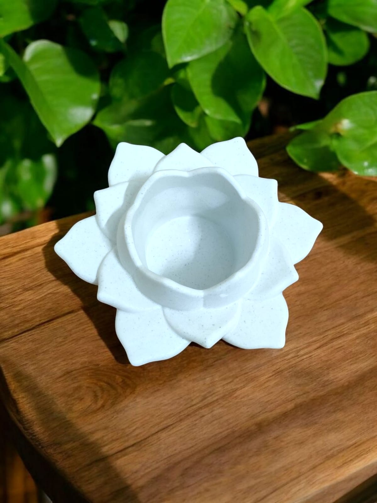 Lotus candle holder