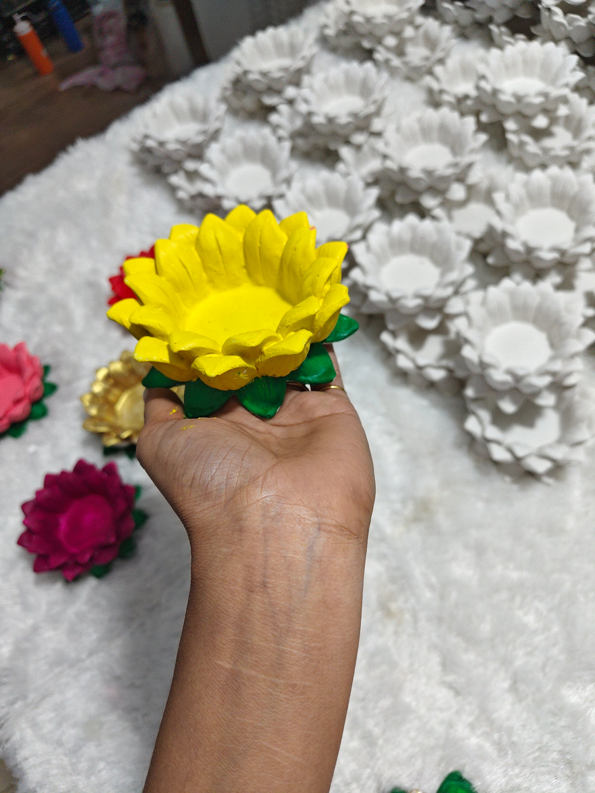 4 inch lotus with colour