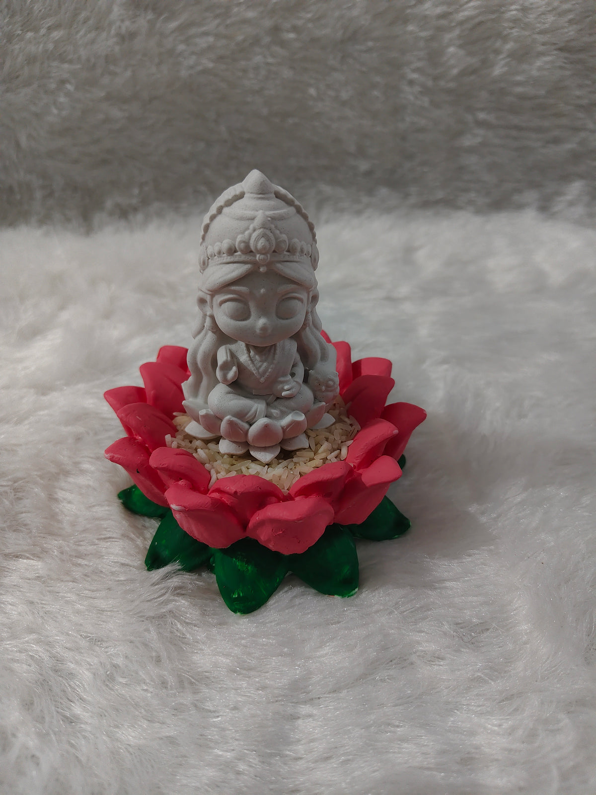 4 inch lotus with colour