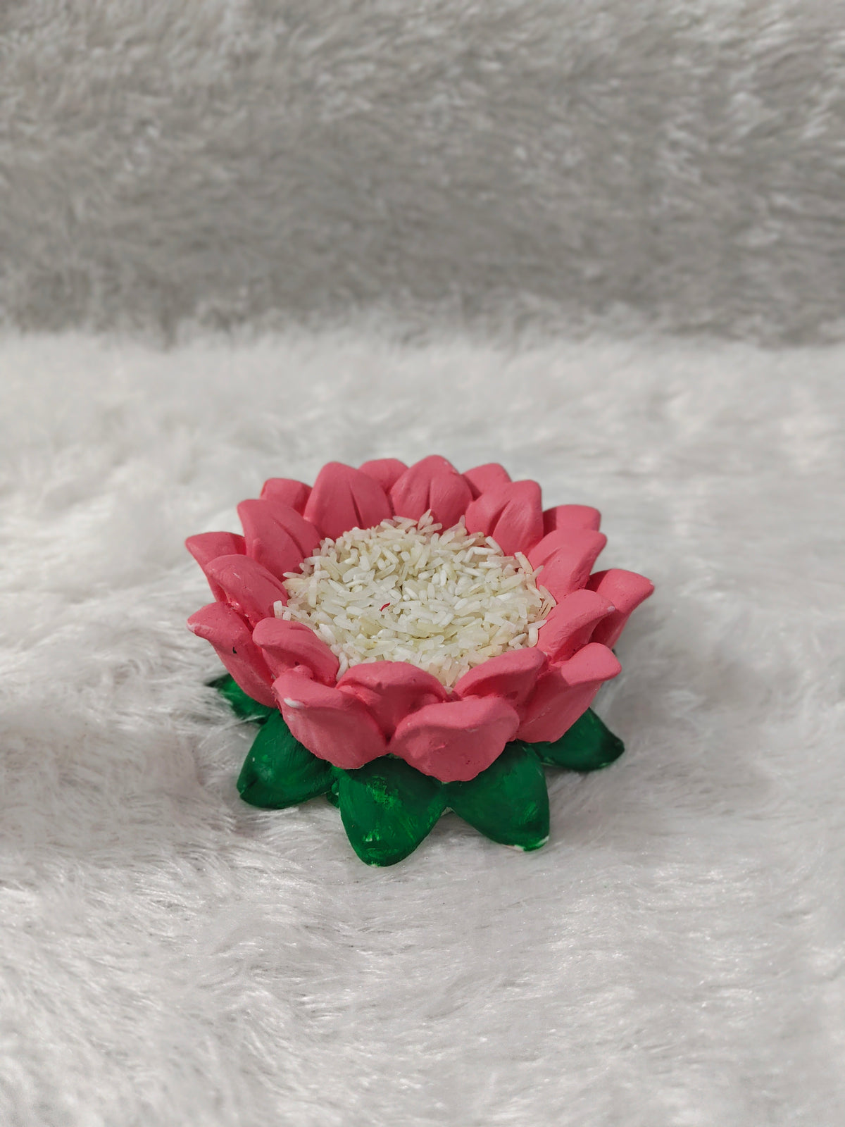 4 inch lotus with colour