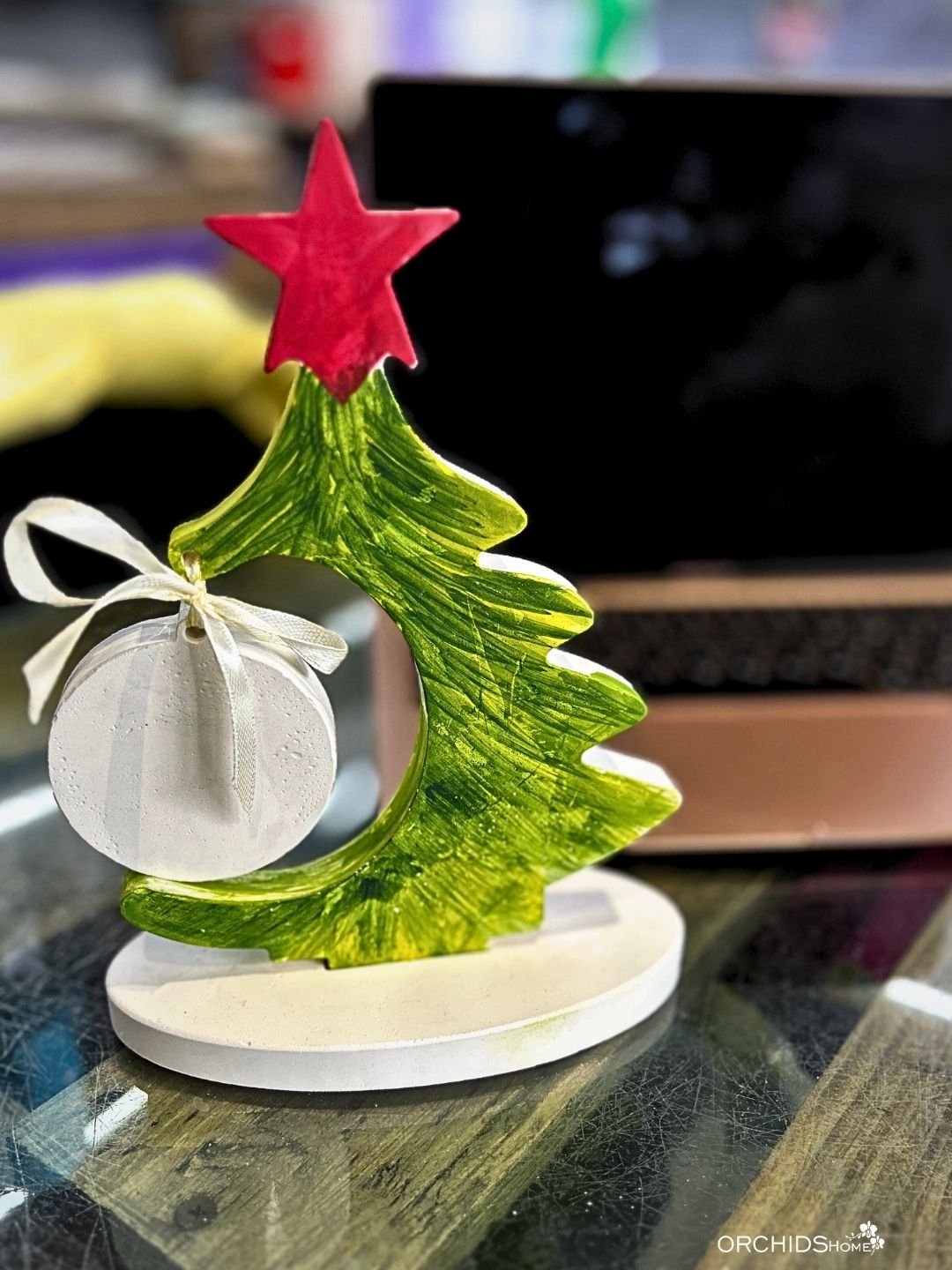 Decor three with Stand